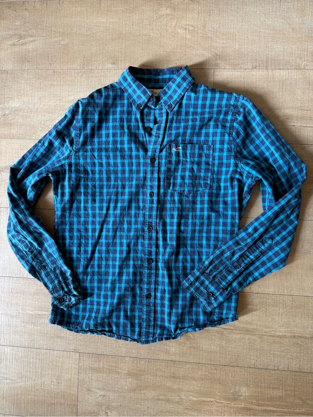 Hollister navy teal Plaid check Button-Down Shirt size medium 100% cotton preppy